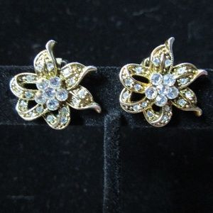 Vintage Flower earrings